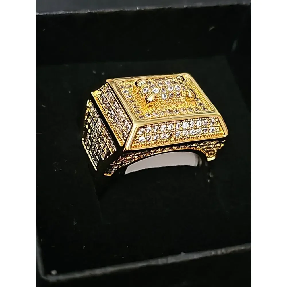 SIZE 9- 23.3m Gold Metal layered Signet Ring Square Pavé w/prong yellow CZs